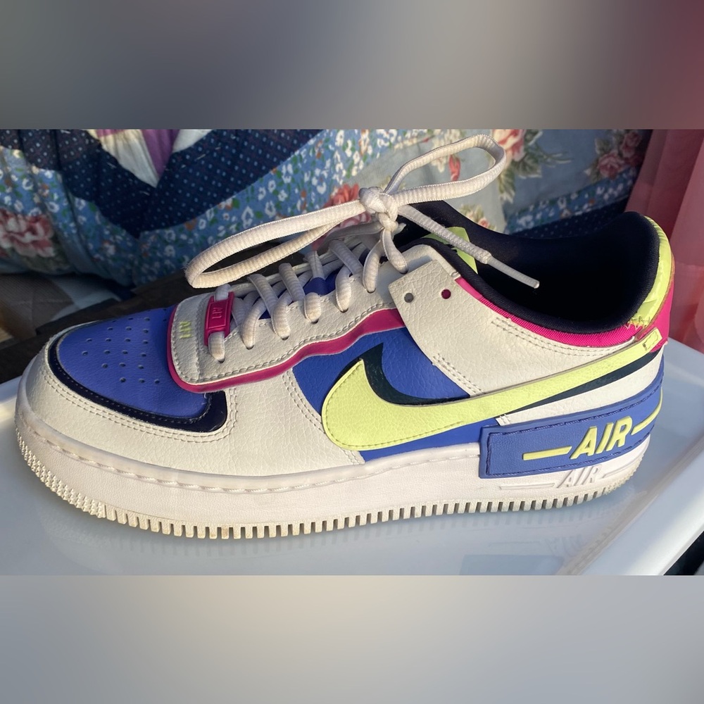 Nike White and Blue Sneakers